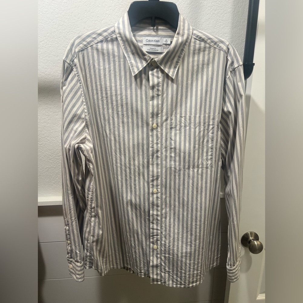Calvin Klein Men's White and Gray Striped Shirt